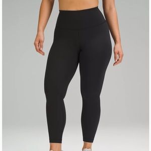 Lululemon Wunder Train contour fit leggings